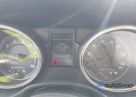 2012 Jeep Grand Cherokee Overland z USA, uszkodzony, nr VIN 1C4RJFCT9CC192146